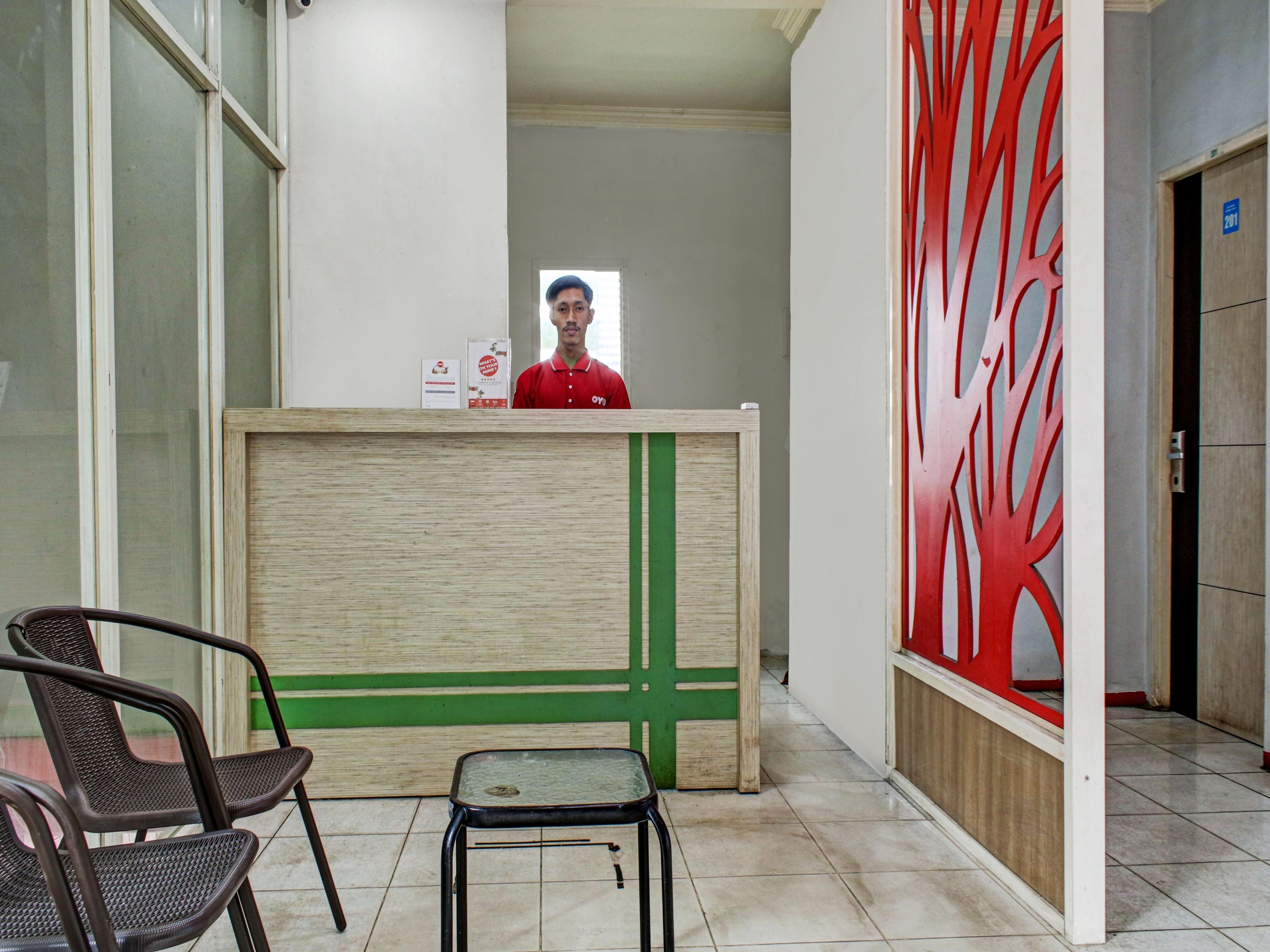 Reddoorz Syariah Near Q-Mall Banjarbaru Martapura  المظهر الخارجي الصورة